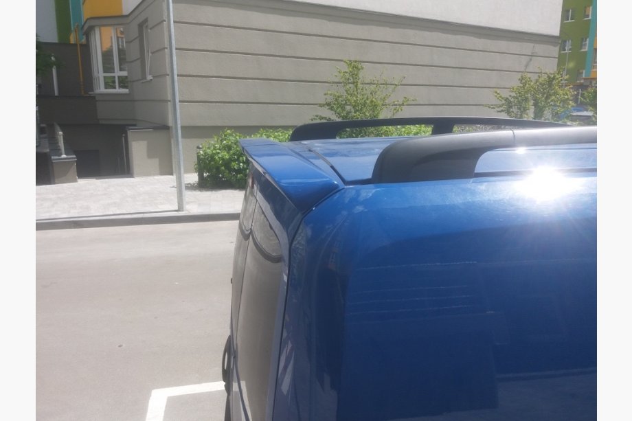 Peugeot Bipper 2008-2017 Heckspoiler Anatomic (Flügeltüren, grundiert zum Lackieren) Foto 2