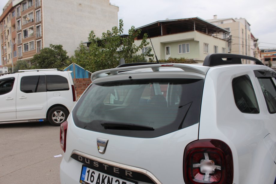 Renault Duster 2018–2024 Spoileri Meliset V2 (maalattava) Kuva 9
