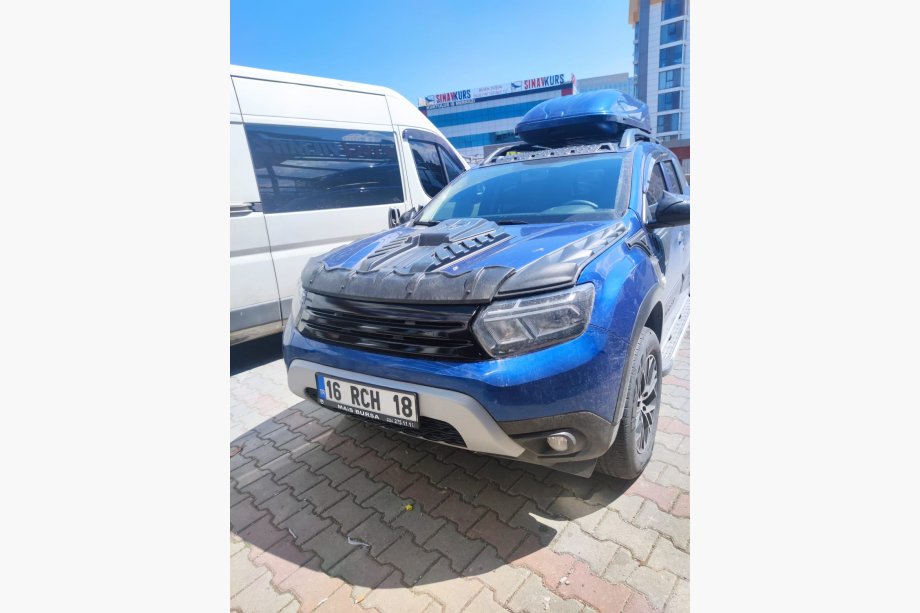 Dacia Duster 2018-2024 Parrilla delantera (negra) Foto 6