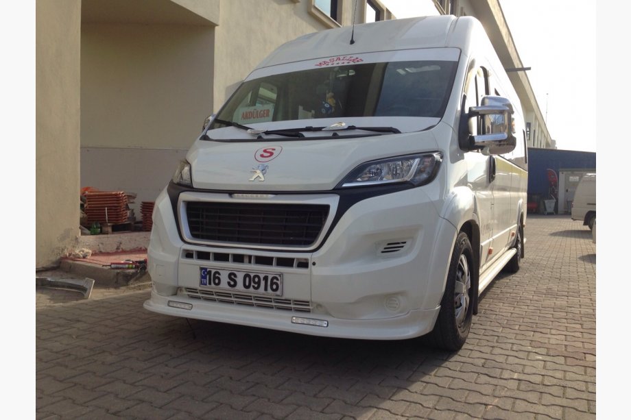 Citroen Jumper 2007-2025 рр. Передня накладка 2014↗︎ (вузька з LED, під фарбування) Фото 4