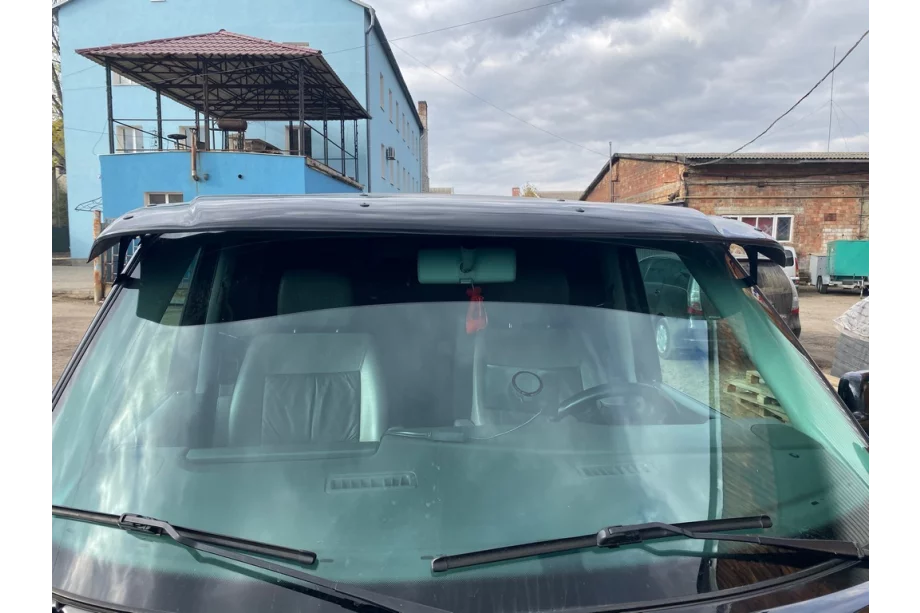 Volkswagen T4 Caravelle/Multivan 1990–2003 Voorruitvizier (zwart hoogglans, 5 mm) Foto 7