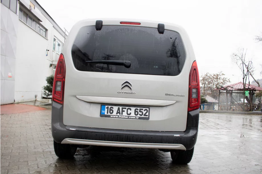 Peugeot Partner/Rifter 2019– Ochranná lišta zadního nárazníku (ABS) Fotografie 3