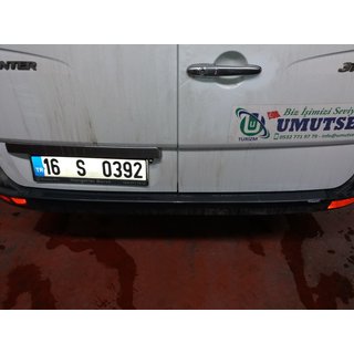 Накладка на задний бампер EuroCap (ABS, карбон-стиль) Volkswagen Crafter 2006-2016 гг. фото 2