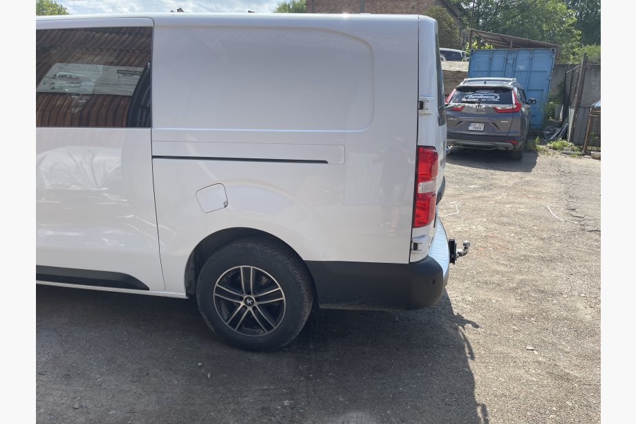 Opel Vivaro 2019- гг. Накладка на задний бампер OmsaLine Нержавейка Фото 13