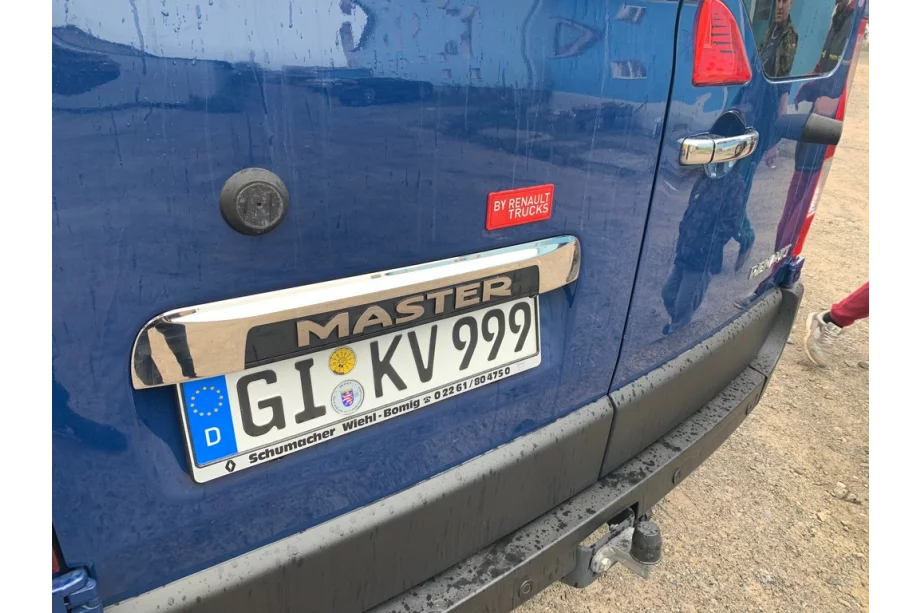 Renault Master 2011–2023 RVS sierstrip boven kentekenplaat Foto 9