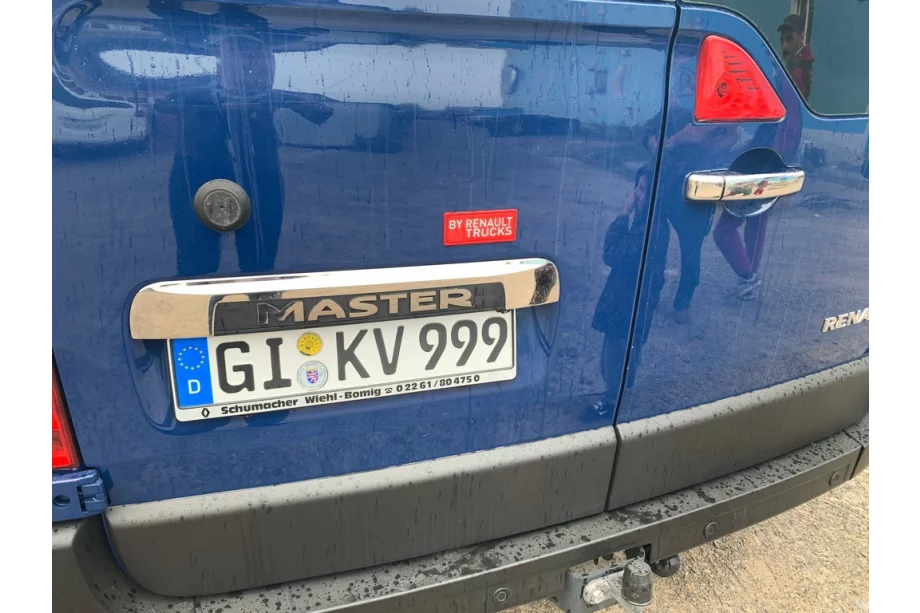 Renault Master 2011–2023 RVS sierstrip boven kentekenplaat Foto 10