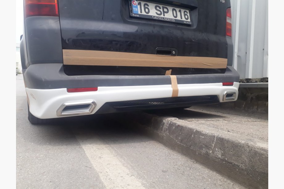 Volkswagen T5 2010-2015 гг. Задняя нижняя накладка Sport 3 (грунтованная под покраску) Фото 3