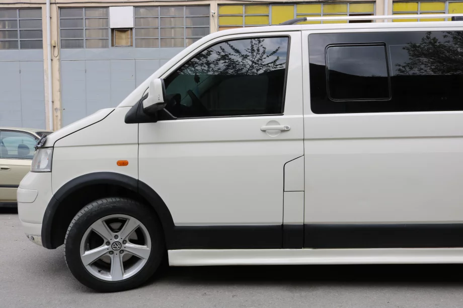 Volkswagen T5 Multivan 2003-2010 рр. Комплект молдингів і арок (11 деталей) Фото 12