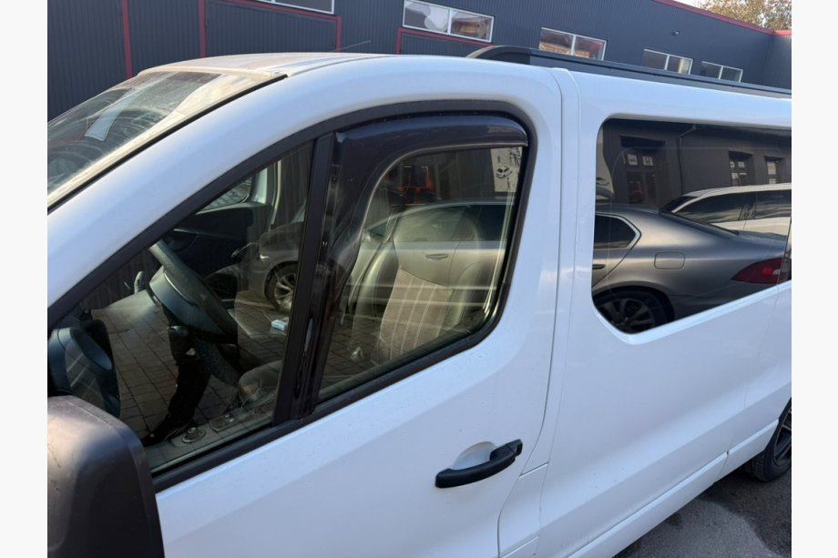 Renault Trafic 2015- гг. Вставные ветровики (2 шт, Niken Luxury) Image