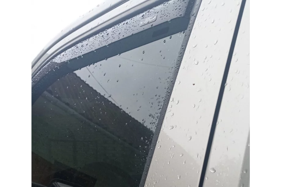 Volkswagen T5 Caravelle 2004-2010 Windabweiser zum Einstecken (2 Stk, HIC) Foto 13
