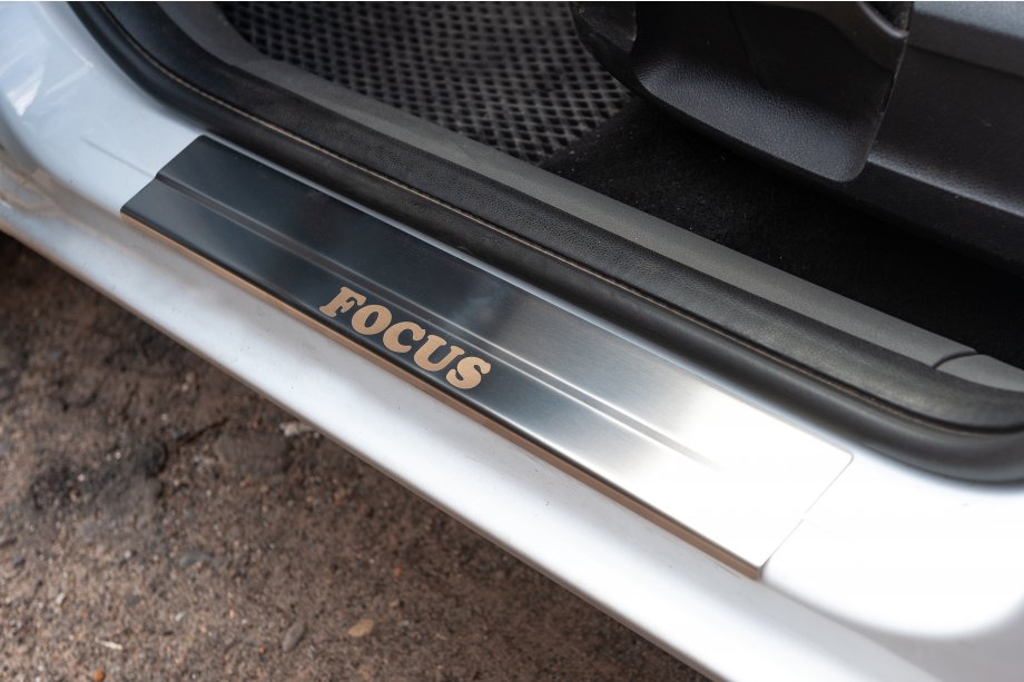 Накладки на пороги из нержавейки (Carmos, 4 шт.) Image