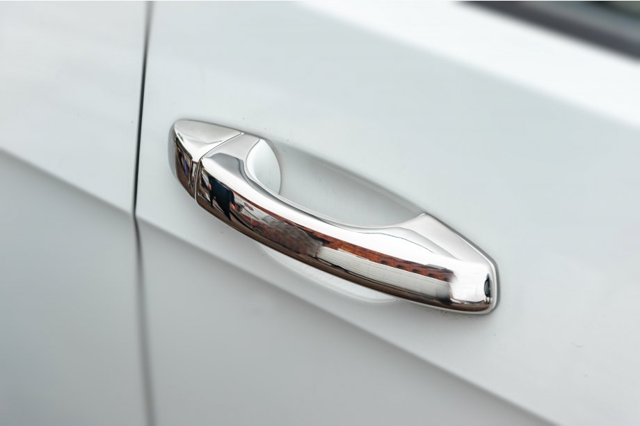 Skoda Octavia A7 накладки на ручки OmsaLine Image