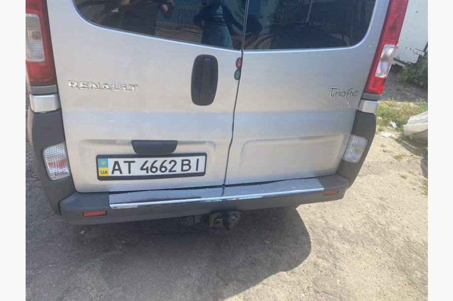 Nissan Primastar 2002-2014 рр. Накладки на задній бампер з загином Carmos V1 (нерж) Фото 6