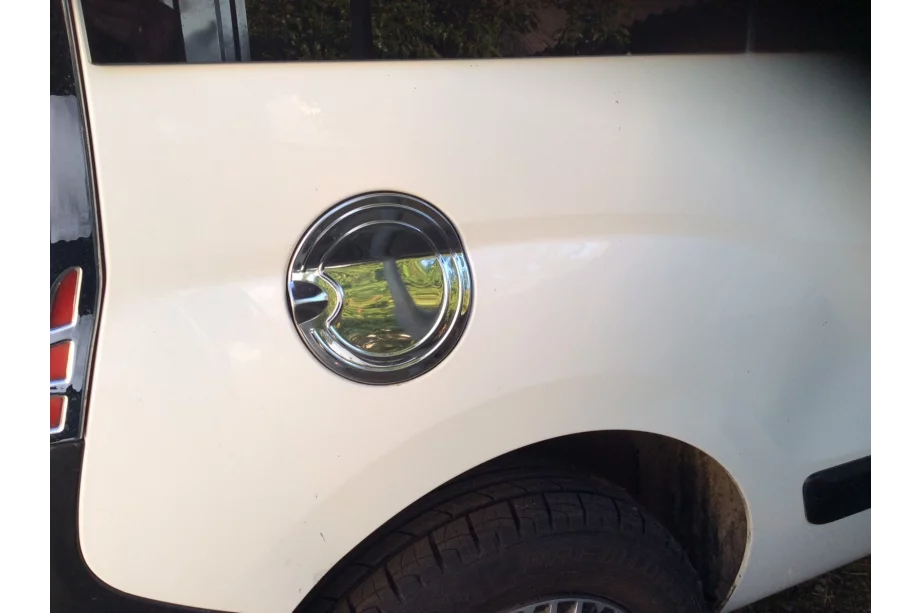 Fiat Fiorino/Qubo 2008-2024 Chrom Tankdeckelblende (Edelstahl) Foto 2