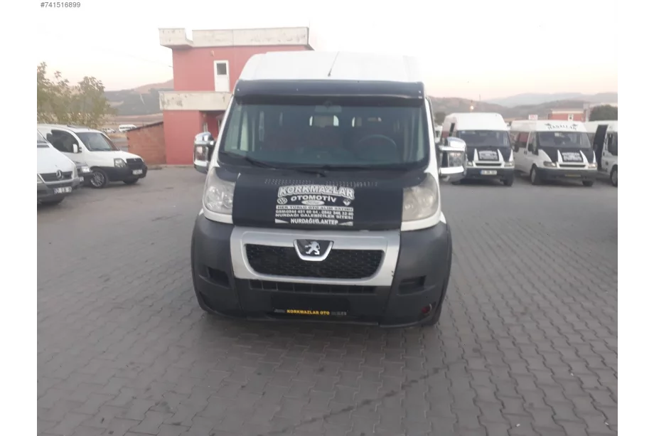 Fiat Ducato 2006-2025 гг. Козырек на лобовое стекло (черный глянец, 5мм) Фото 12