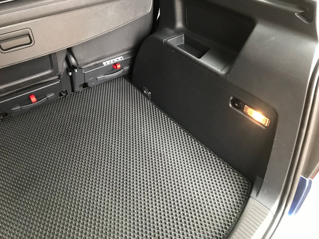 Килимок EVA у багажник для Volkswagen Touran 2003-2010, фото 3