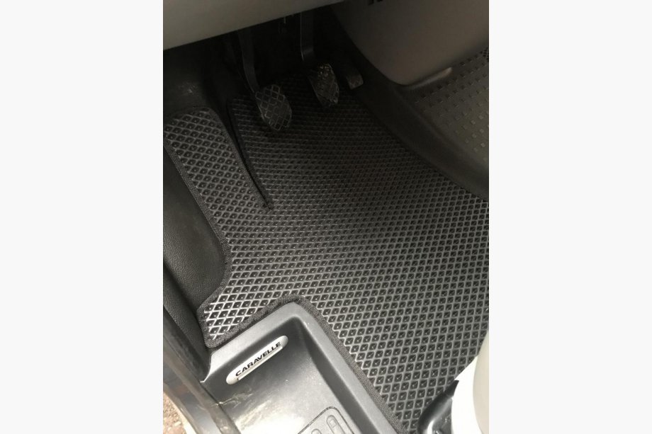 Volkswagen T6 2015-2024 EVA Floor Mats (black, front, for 1+1) Image