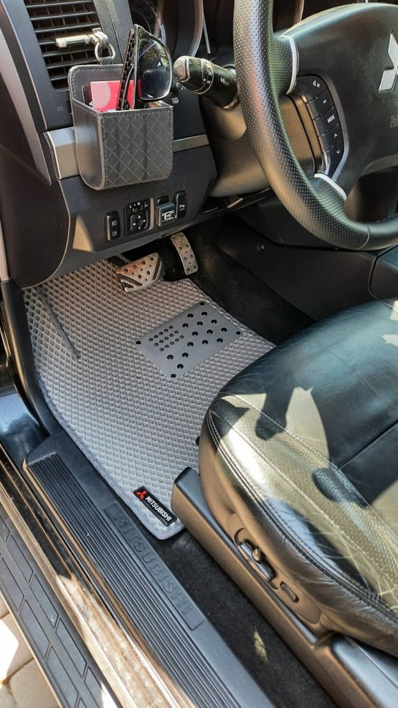 Килимки EVA для Mitsubishi Pajero Wagon IV 2006-2021, фото 4