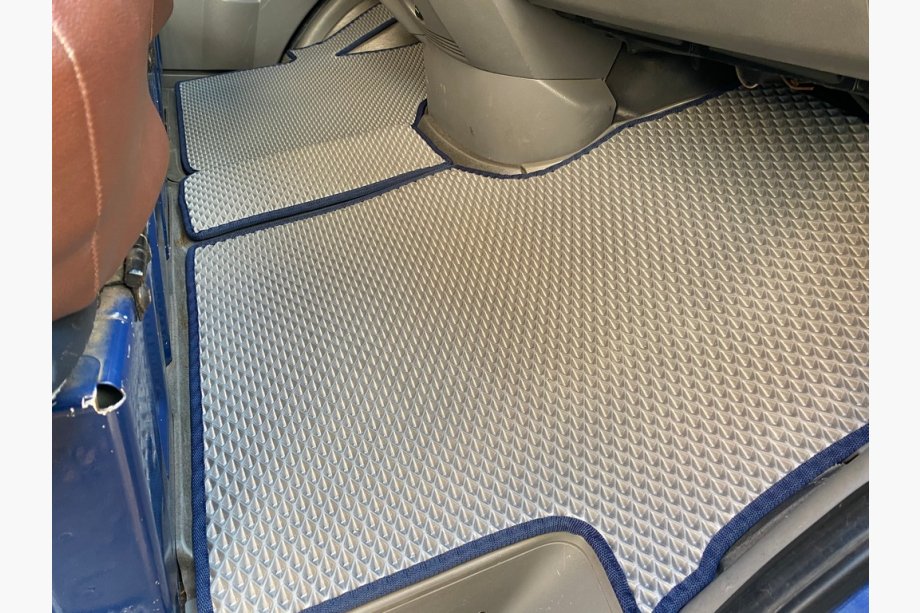 Volkswagen Crafter 2006-2016 EVA Floor Mats V1 (Gray) Photo 4