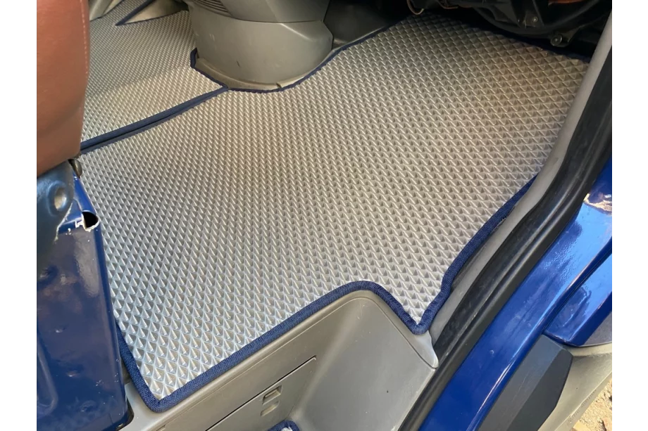 Volkswagen Crafter 2006–2016 EVA autokoberce do interiéru V1 (šedé) Fotografie 6
