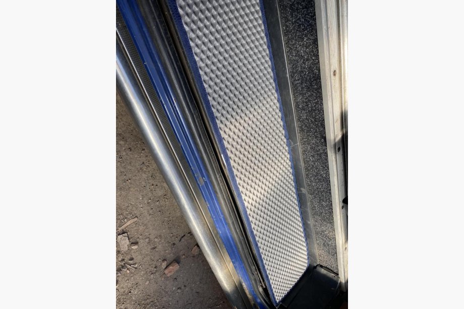 Volkswagen Crafter 2006–2016 Rohože na prahy (3 ks, EVA, sivé) Fotografia 7