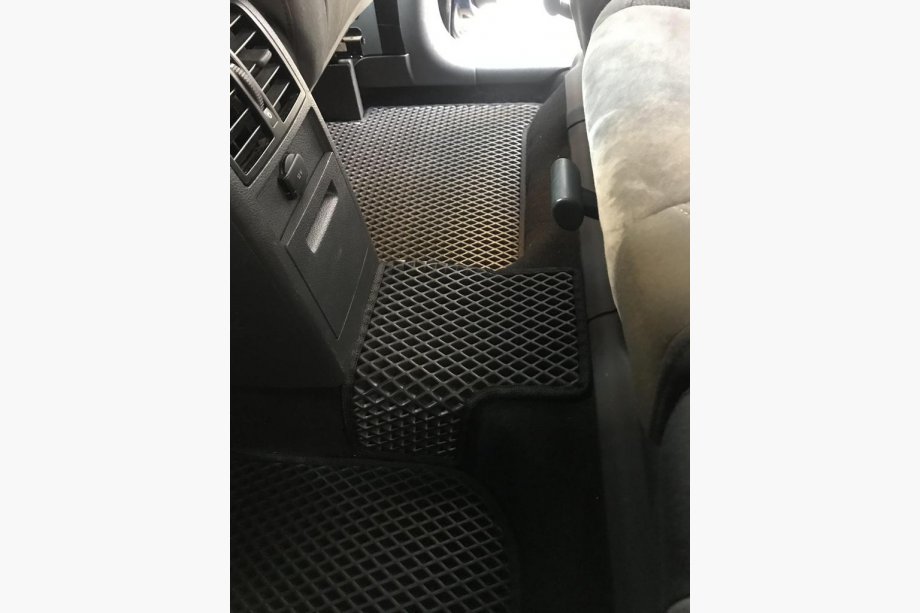Volkswagen Touran 2010-2015 рр. Килимки EVA (чорні) Фото 10