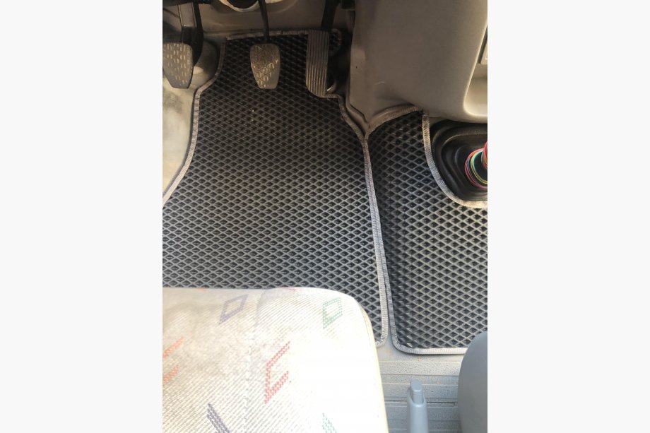 Volkswagen LT 1995-2006 рр. Килимки EVA (чорні) Фото 4