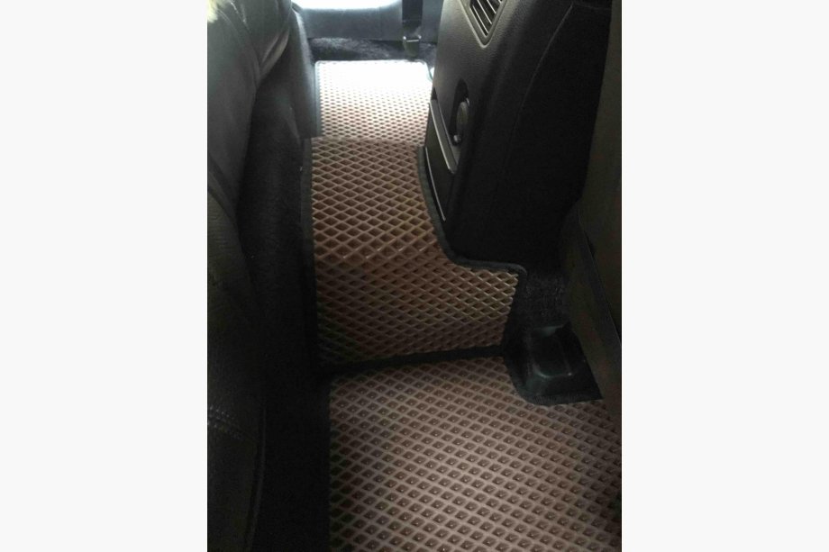 Infiniti QX70 2013–2019 EVA-auton matot (tiilikuvio) Kuva 6