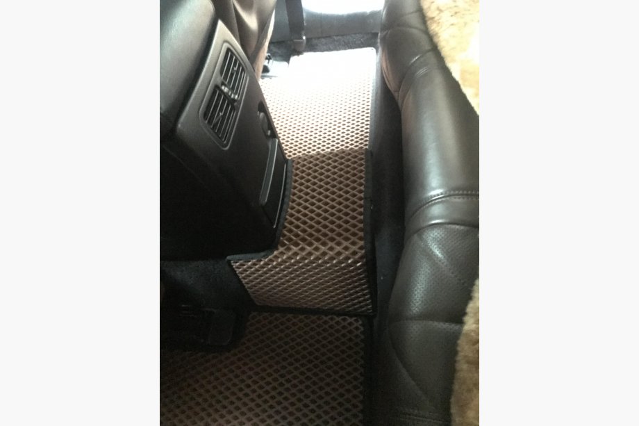 Infiniti QX70 2013–2019 EVA-auton matot (tiilikuvio) Kuva 9