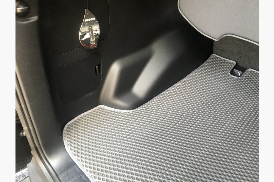 Lexus GX460 2009–2023 Kofferbakmat 5-zits 2018+ (EVA, zwart) Elegance, Prestige, Premium, Comfort Foto 2