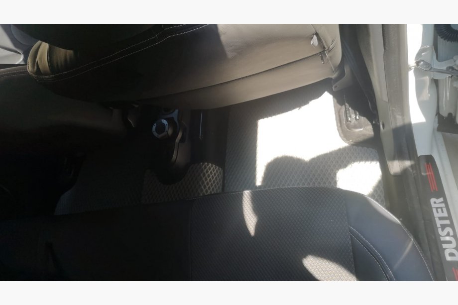 Renault Duster 2008–2017 EVA Floor Mats (Gray) Photo 4