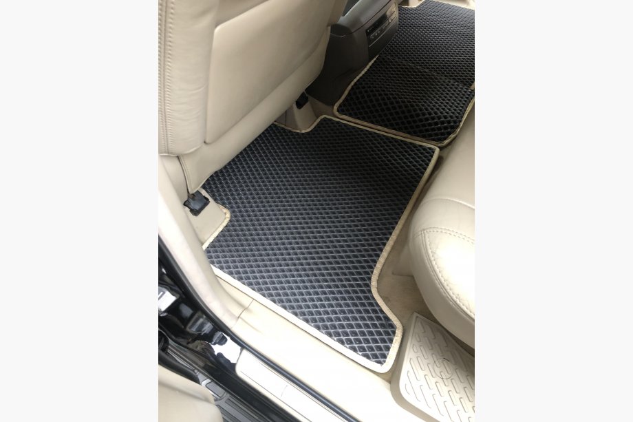 Toyota Land Cruiser Prado 120 2002-2009 EVA Floor Mats (2 Rows, Black) Photo 6