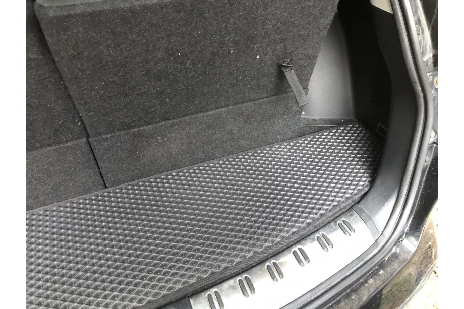 Nissan Qashqai 2010–2014 Kofferbakmat voor +2 (kort, EVA, zwart) Foto 3