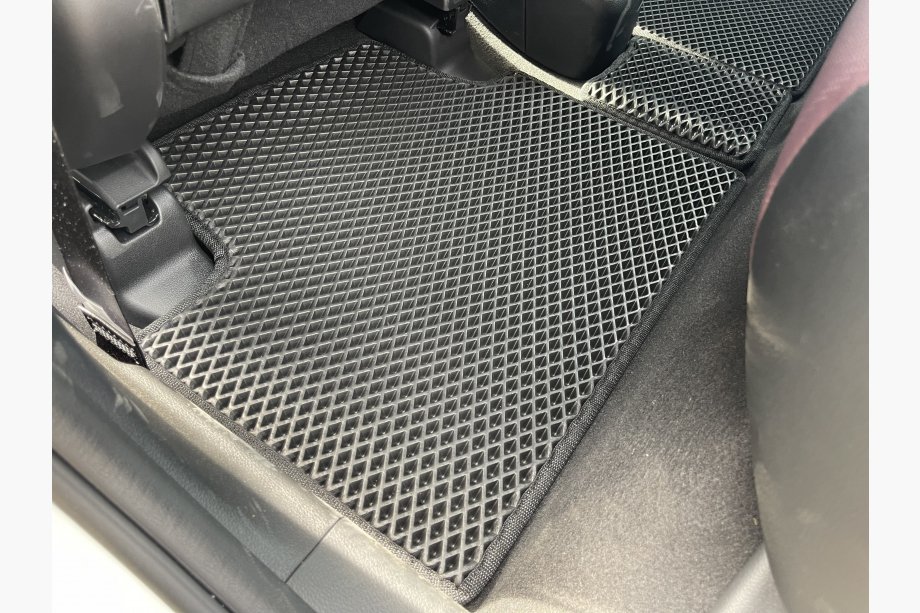 Dongfeng M-NV 2020- EVA Floor Mats (black) Photo 7