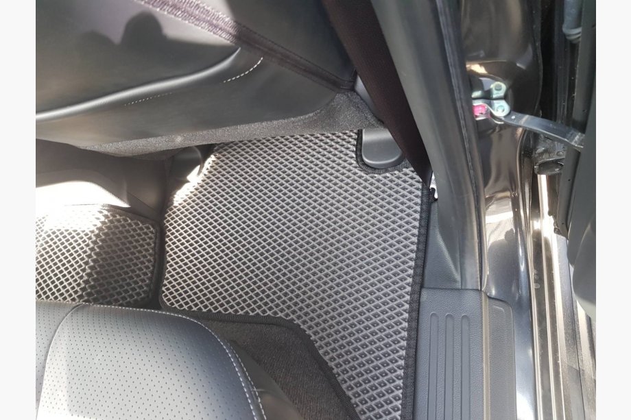 Mitsubishi Pajero Sport 2015- рр. Килимки EVA (сірі) Фото 6