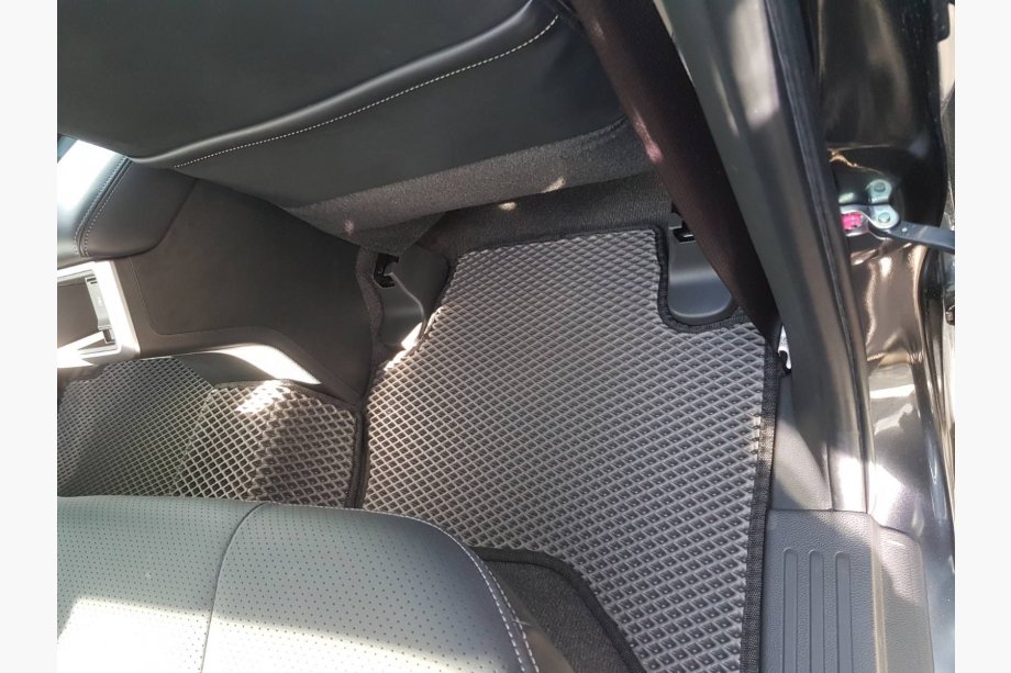Mitsubishi Pajero Sport 2015- рр. Килимки EVA (сірі) Фото 7