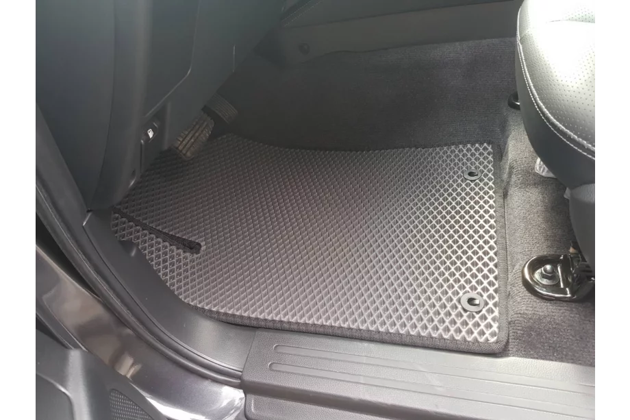 Mitsubishi Pajero Sport 2015- EVA Fußmatten (Grau) Foto 10