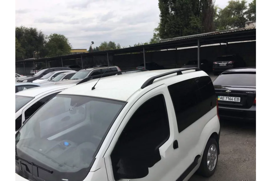 Citroen Nemo 2007–2017 Sorte tagrælinger Plastfod Foto 7