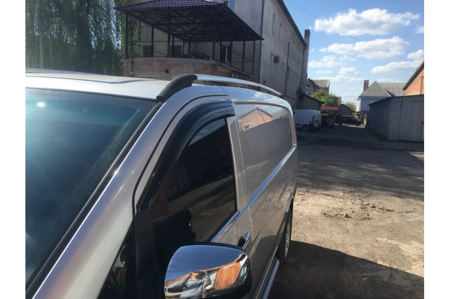 Mercedes Vito/V klase W447 2014– Hromēti jumta reliņi DDU (plastmasas kājas) Foto 22
