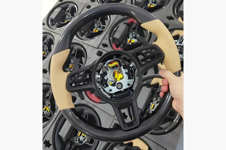 Руль (2010-2014, Карбон+ Бежевый) Image