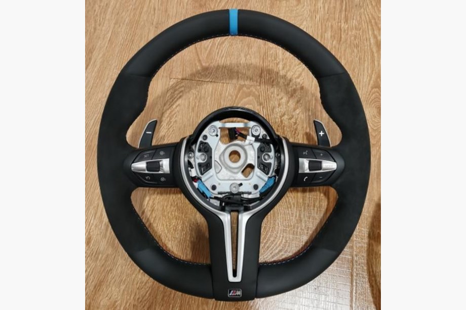 BMW 1 серія F20/21 2011-2019 рр. Кермо M-Style V-4 Image